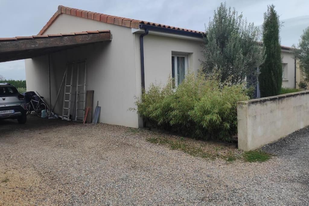 De Poitou, Maison Avec Vue Hébergement de vacances *
